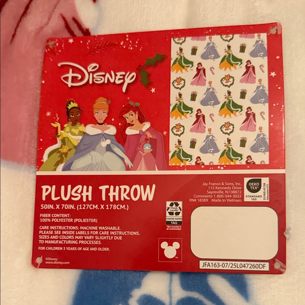 Disney Colorful Princess Fleece Blanket - Picture 2 of 3